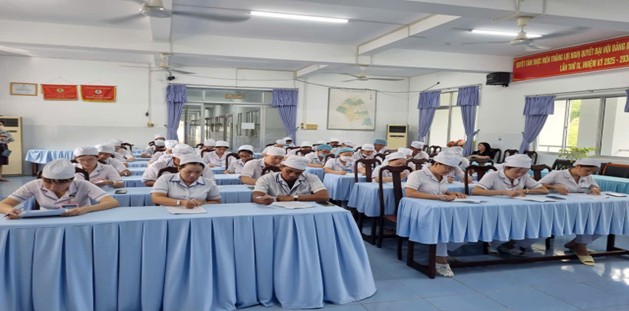 Trung tâm Y tế Tịnh Biên tổ chức hội thi tay nghề điều dưỡng, nữ hộ sinh công tác dưới 5 năm (năm 2025)